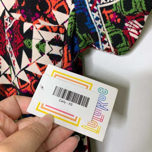 NWT LulaRoe Carly XS - Picture 3 of 7